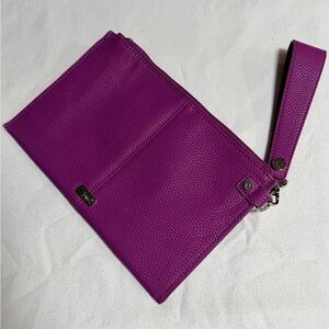Thirty-one jewell- Vibrant Purple Wristlet Clutch